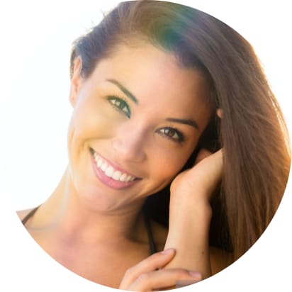 Girl with brunette hair smiling